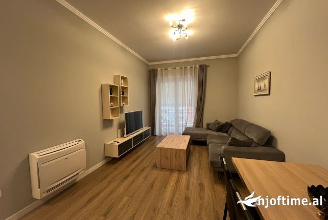 Shtepi me qera 1+1 ne Tirane - 800 Euro