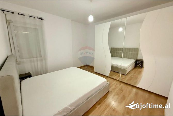 Shtepi me qera Apartament ne Tirane, 2+1, Mobilimi E mobiluar, Pagesa 600  Euro.