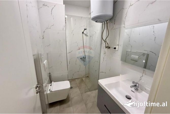 Shtepi me qera Apartament ne Tirane, 2+1, Mobilimi E mobiluar, Pagesa 600  Euro.