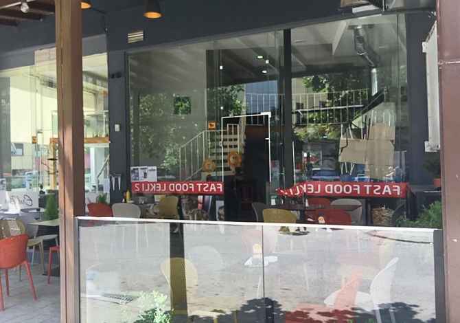 Job Offers Fast Food-ier dhe Kamariere