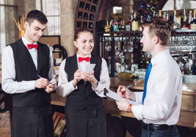 Njoftime Pune ne Tirane, Profesioni Kamarier/e, Banakier/e,  Sanitare , , Pagesa Me Marreveshje.