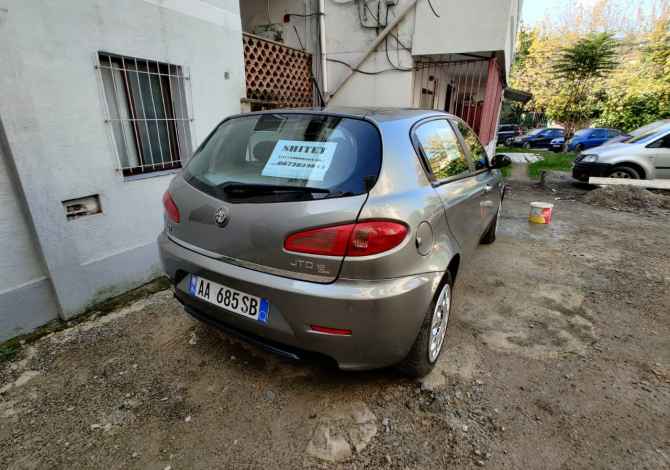 Makina ne shitje ne Tirane, Alfa Romeo, 2005 Diesel,Kambio Manual Pagesa 3,500  Euro.