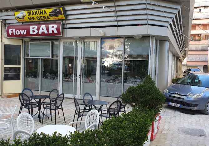 Shitet Lokali Ne Qender Te Vlores.