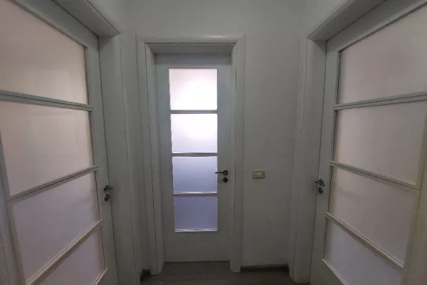 Shtepi ne shitje Apartament ne Vlore, 1+1, Mobilimi E mobiluar, Pagesa 110,000  Euro.