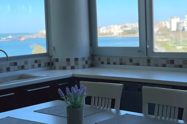 Shtepi me qera Apartament ne Vlore, 2+1, Mobilimi E mobiluar, Pagesa 50,000  Leke.