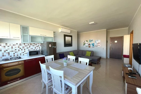 Shtepi me qera Apartament ne Vlore, 2+1, Mobilimi E mobiluar, Pagesa 50,000  Leke.