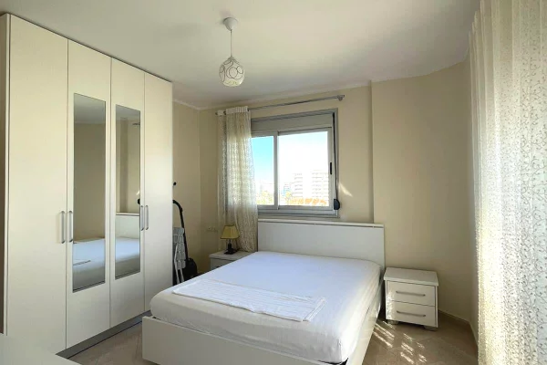 Shtepi me qera Apartament ne Vlore, 2+1, Mobilimi E mobiluar, Pagesa 50,000  Leke.