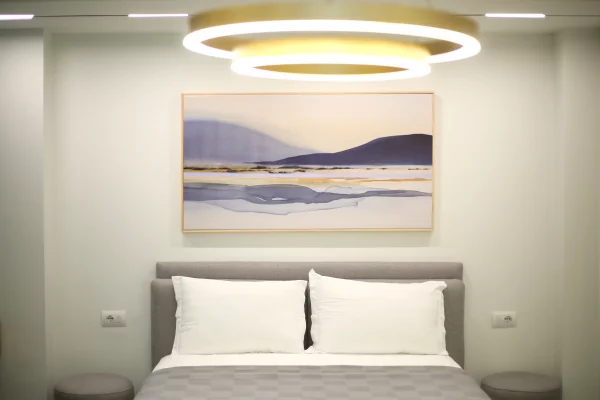 Shtepi me qera Apartament ne Vlore, Garsoniere, Mobilimi E mobiluar, Pagesa 300  Euro.