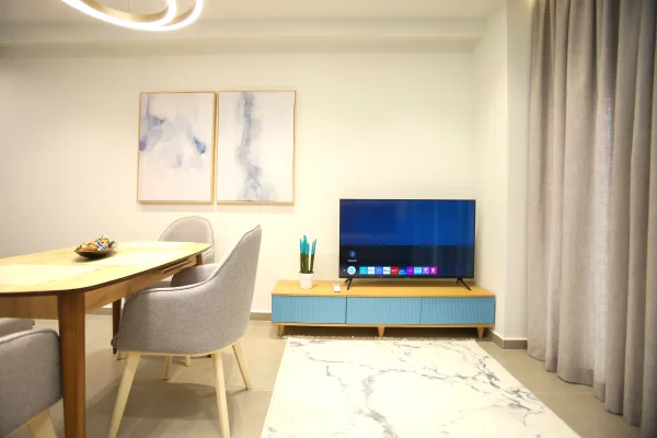 Shtepi me qera Apartament ne Vlore, Garsoniere, Mobilimi E mobiluar, Pagesa 300  Euro.