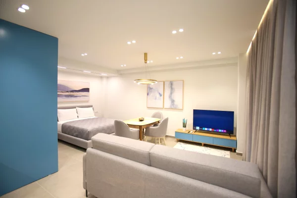 Shtepi me qera Apartament ne Vlore, Garsoniere, Mobilimi E mobiluar, Pagesa 300  Euro.