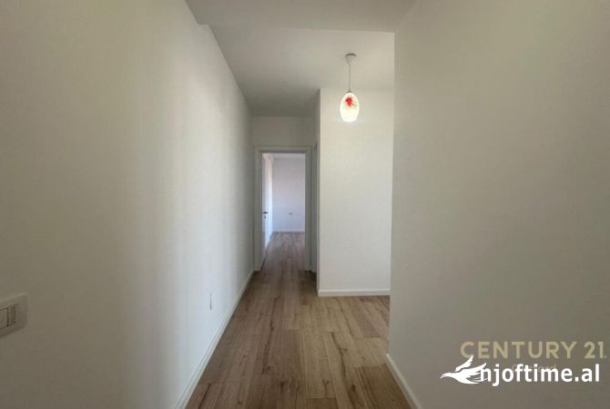 Shtepi ne shitje 1+1 ne Tirane - 150,000 Euro