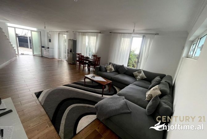 Shtepi ne shitje 3+1 ne Tirane - 390,000 Euro