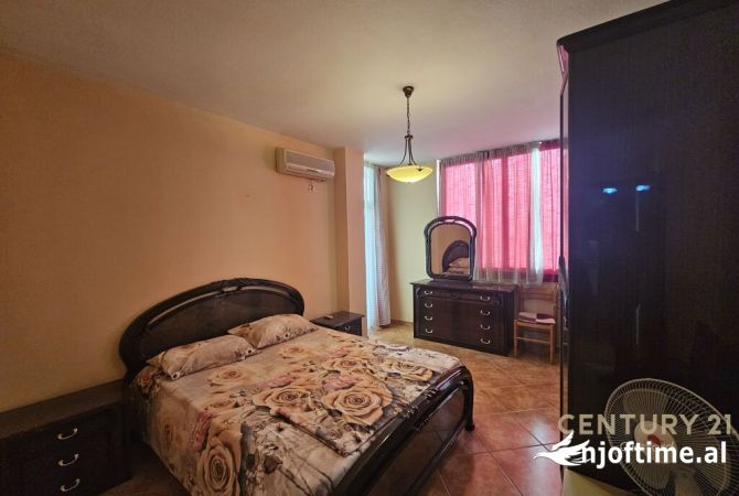Shtepi me qera 2+1 ne Tirane - 700 Euro