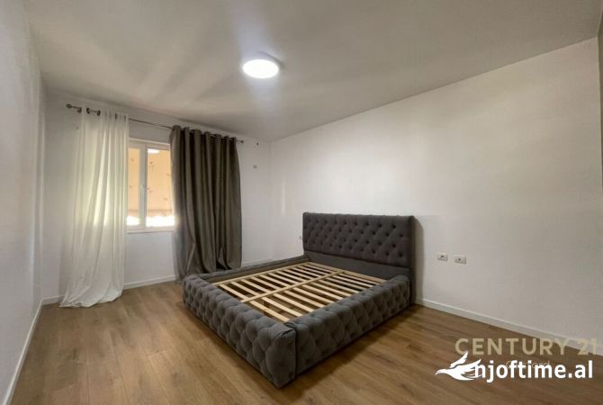 Shtepi ne shitje Apartament ne Tirane, 2+1, Mobilimi E mobiluar, Pagesa 285,000  Euro.