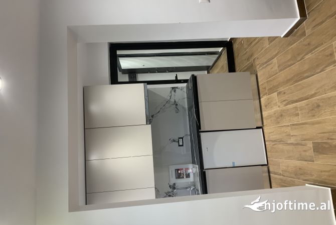 Shtepi ne shitje 3+1 ne Tirane - 330,000 Euro