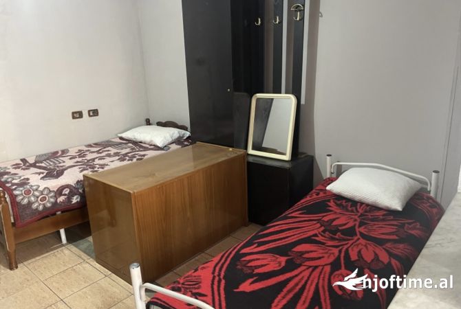 Shtepi me qera 1+1 ne Tirane - 175 Euro