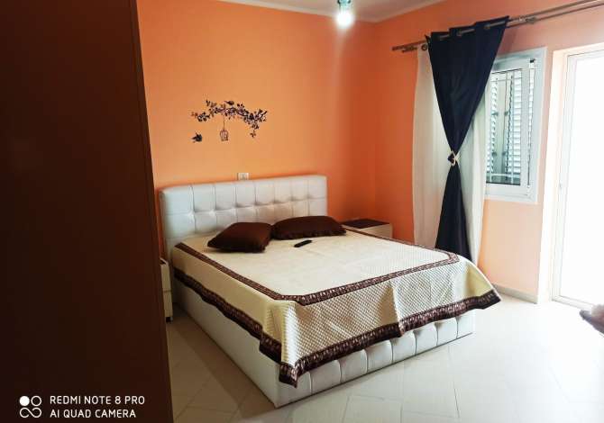 Ambiente Commerciale in Vendita 5+1 a Himara - 96,000 Euro