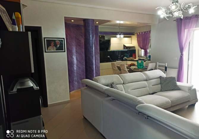 Ambiente Commerciale in Vendita 5+1 a Himara - 96,000 Euro