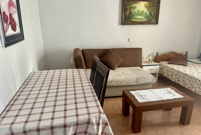 Shtepi me qera Garsoniere ne Tirane - 370 Euro
