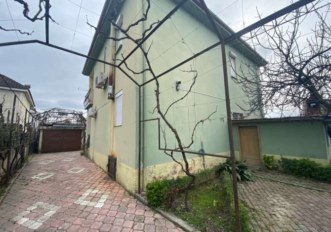 House for Sale 4+1 in Tirana - 165,000 Euro