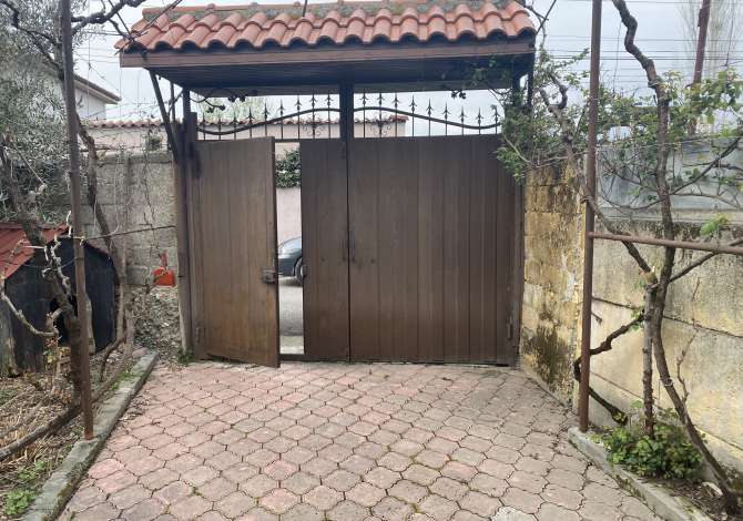 House for Sale 4+1 in Tirana - 165,000 Euro
