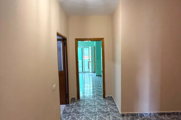 Shtepi ne shitje 3+1 ne Tirane - 248,000 Euro