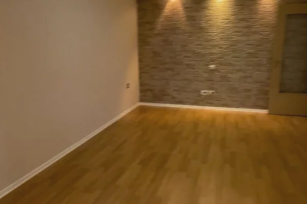 Shtepi ne shitje 2+1 ne Tirane - 112,000 Euro