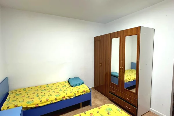 Shtepi me qera 2+1 ne Tirane - 350 Euro