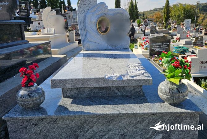Servizi Funebri a Tirana - 40,000 Leke