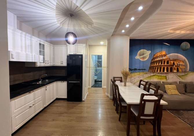 Shtepi ne shitje 2+1 ne Tirane - 180,000 Euro