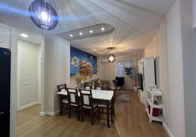 Shtepi ne shitje 2+1 ne Tirane - 180,000 Euro