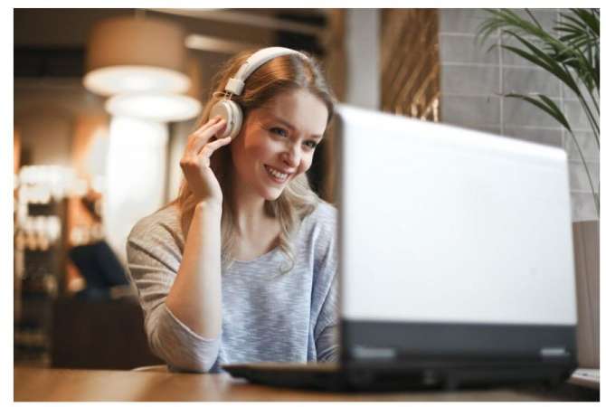 Njoftime Pune Opertor ne gjuhen italiane , part- time