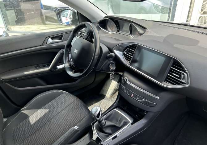 Noleggio Auto  a Tirana - 35 Euro