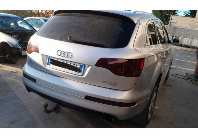 Makina ne shitje ne Tirane - 7,400 Euro
