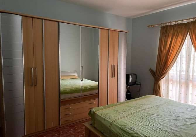 Shtepi me qera Apartament ne Tirane, 2+1, Mobilimi E mobiluar, Pagesa 45,000  Leke.