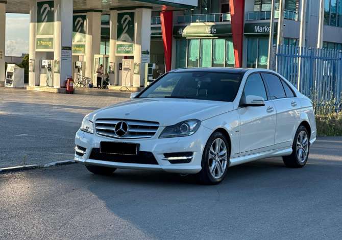 Noleggio Auto  a Tirana - 55 Euro