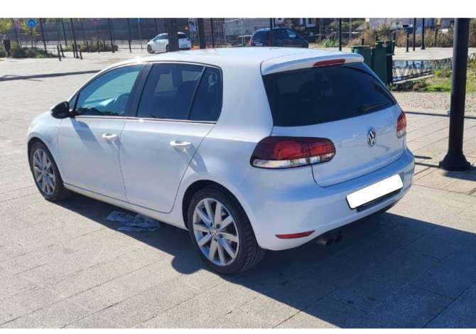 Noleggio Auto  a Tirana - 28 Euro