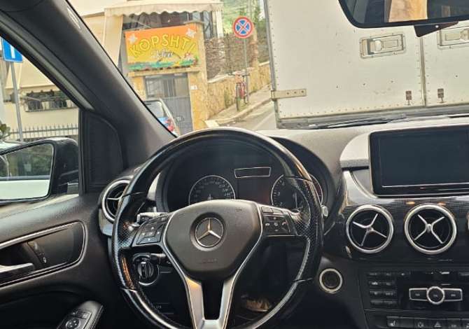 Makina ne shitje ne Tirane - 9,200 Euro