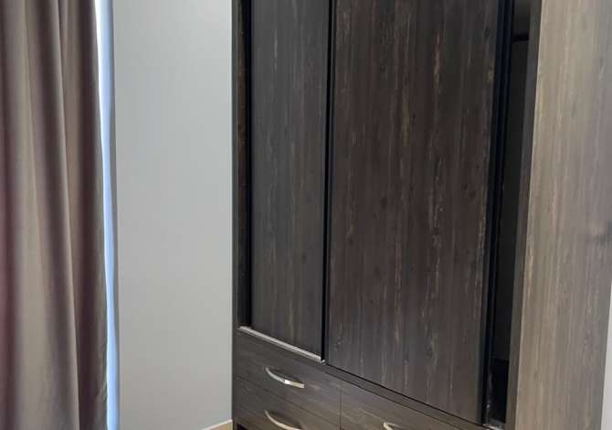 Shtepi ne shitje Apartament ne Vlore, 2+1, Mobilimi E mobiluar, Pagesa 95,000  Euro.