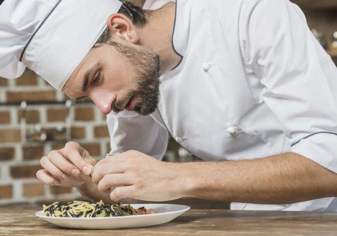 Njoftime Pune head Chef 