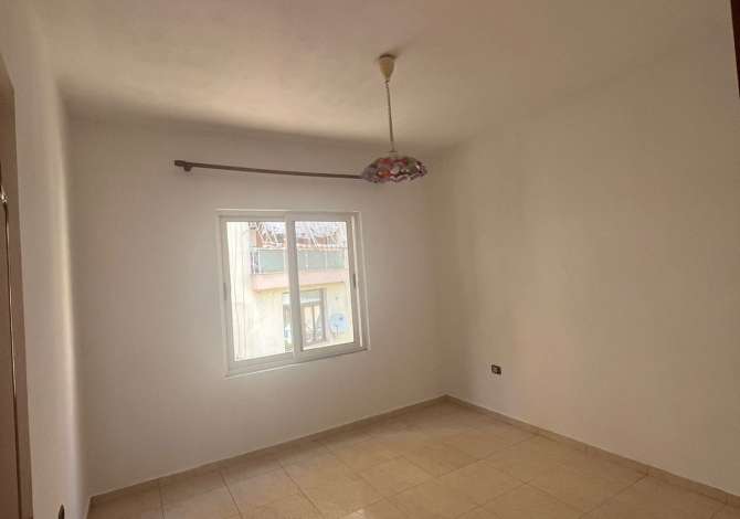 Ambient biznesi me qera 4+1 ne Tirane - 900 Euro