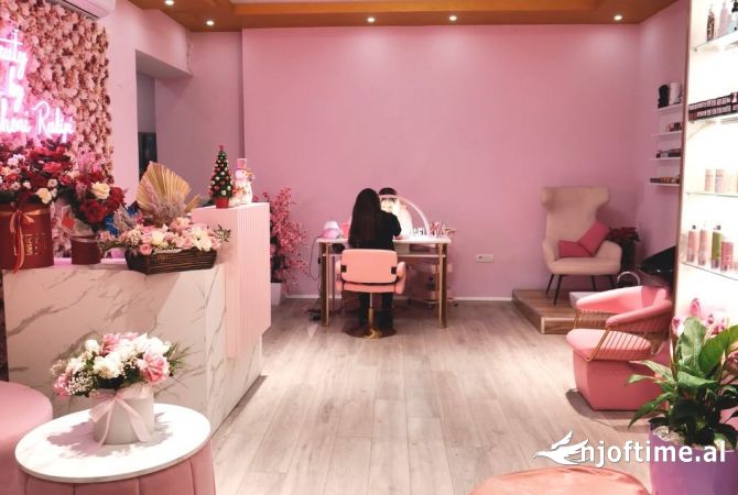 Ambient biznesi me qera 1+1 ne Tirane - 300 Euro