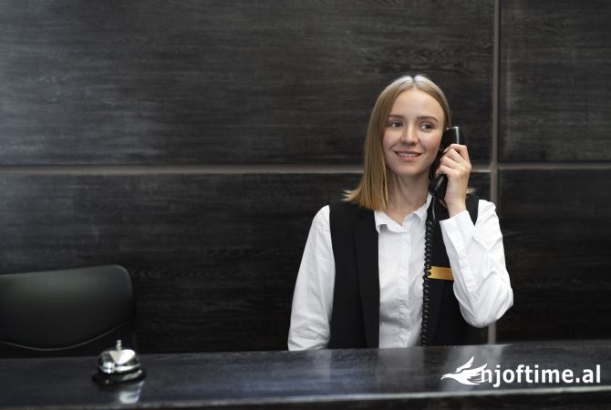 Njoftime Pune Recepsioniste
