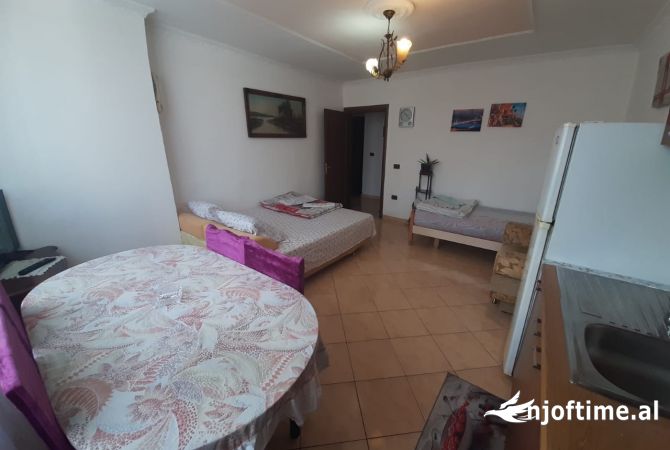 Shtepi me qera 2+1 ne Tirane - 50,000 Leke