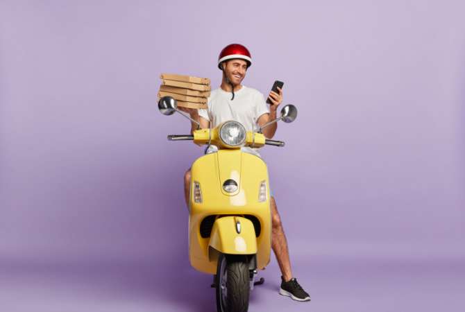 Njoftime Pune 🤵‍♀️ Kuzhinier/e  🛵Motorrist ( me ose pa motorr)  ☕️Banakiere (F)  💁‍♂️ Kamarier/e 🍽️Pjatalarese