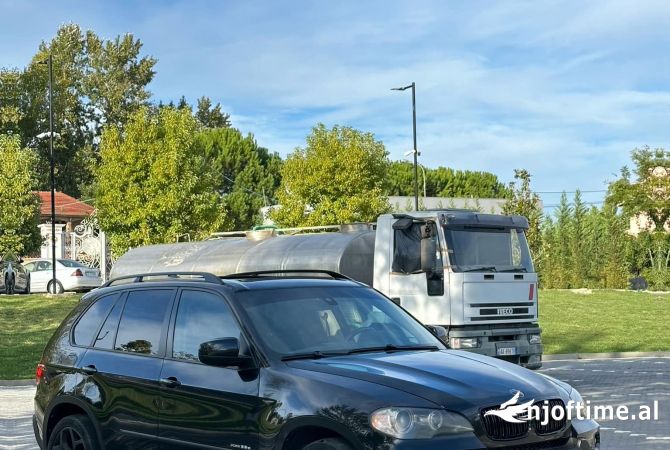 Makina ne shitje ne Durres - 9,500 Euro