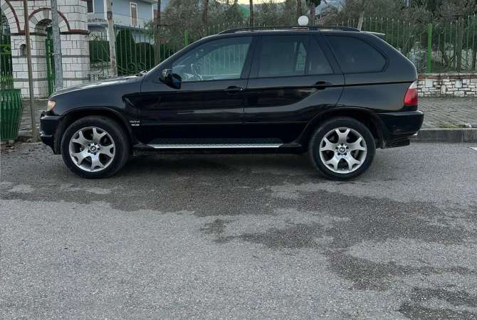 Makina ne shitje  ne Tirane - 4,800 Euro