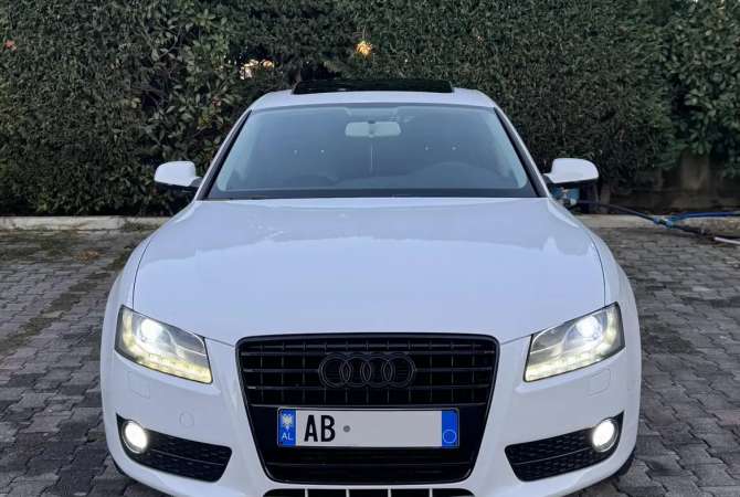 Makina ne shitje  ne Tirane - 11,990 Euro