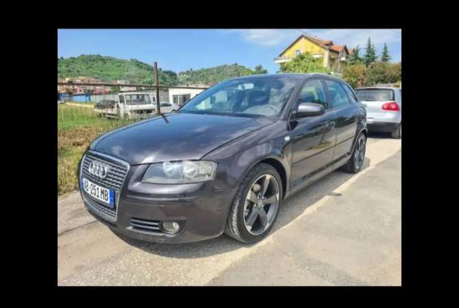 Makina ne shitje  ne Tirane - 4,700 Euro
