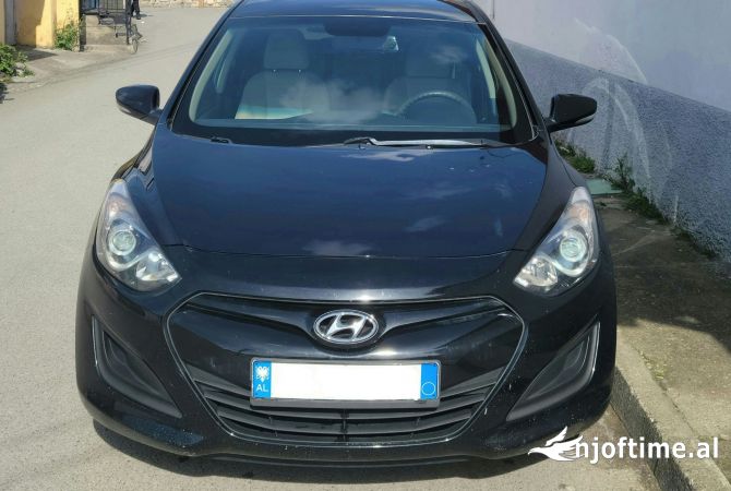 Makina ne shitje ne Tirane - 6,700 Euro